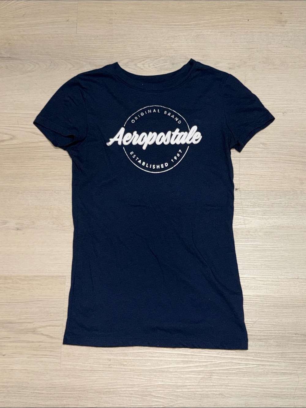 Aeropostale blue Tee with White & Pink Logo Sz Small